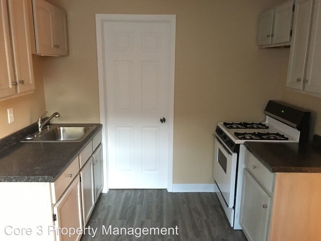 Foto del edificio - 2 br, 1 bath House - 407 E. Cherry Street