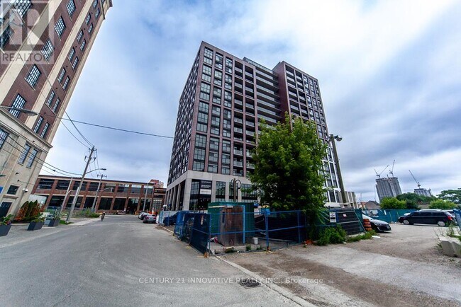 Building Photo - 181-181 Sterling Rd