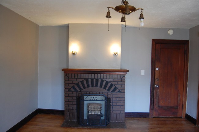 Building Photo - 1210 NW 9th St