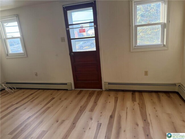 Foto del edificio - 4453 Main St