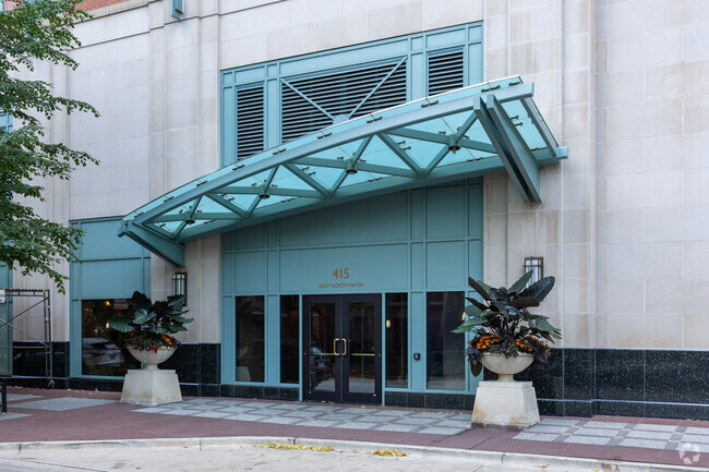 Entrance - Riverview Condominiums