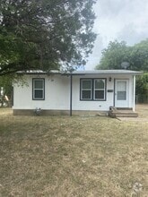 Building Photo - 106 E Pearl Ave