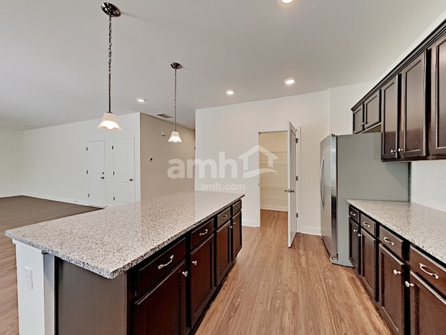 Foto del edificio - 1920 Brook Enclave Trail