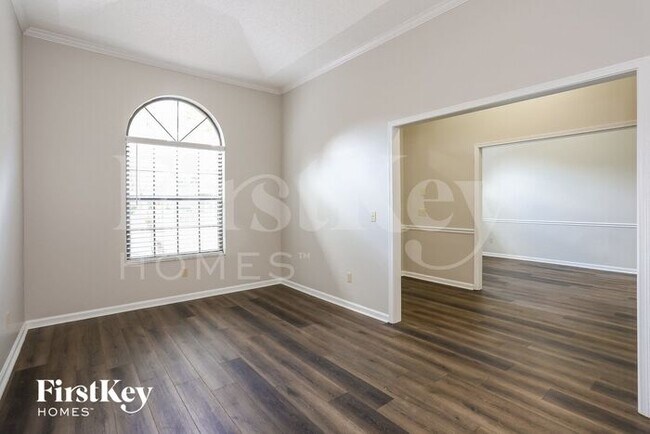 Building Photo - 1337 Gately Road