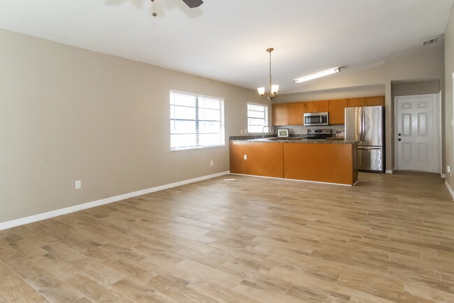 Foto del edificio - 1345 Bridlebrook Dr