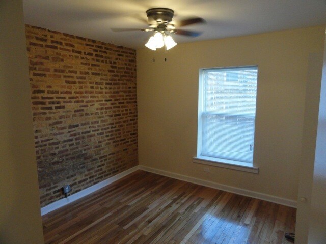 Foto del edificio - 4933 N Kedzie Ave