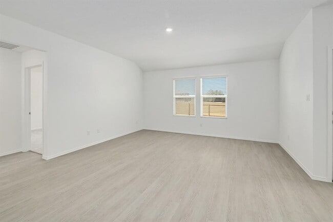 Foto del edificio - 105 Arbordale St