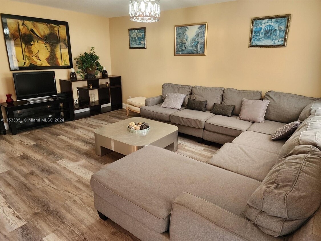 232 Saxony Dr Unit 232, Kings Point, FL 33446 Condo for Rent in Kings