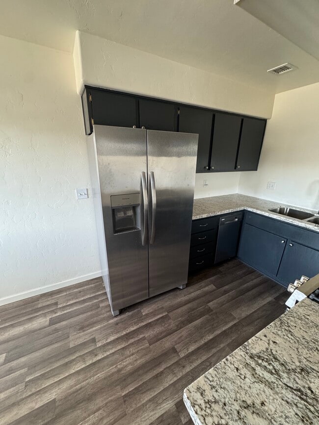 Building Photo - 8440 E Greg Ct