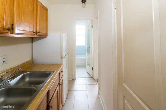 Foto del edificio - Studio, 1 bath Apartment - 5301 S Ashland Ave