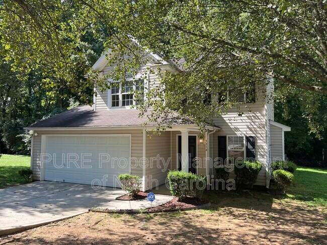 Building Photo - 5814 Lawn Meadow Dr