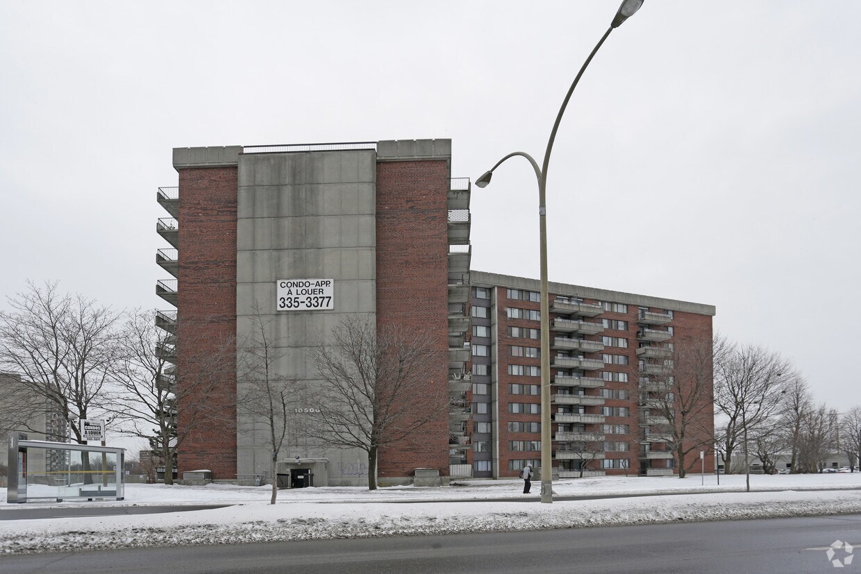 Primary Photo - 10500 de l'Acadie