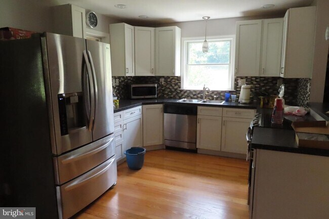 Foto del edificio - 14109 Buchanan Trail W