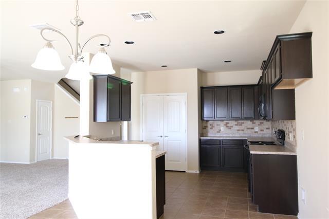 Foto del edificio - 2101 Hickory Trail