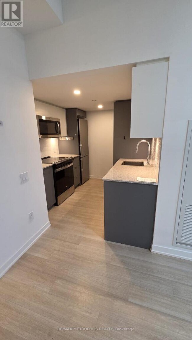 Photo du bâtiment - 500 Wilson Ave