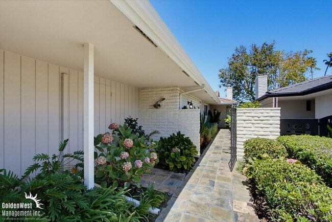Building Photo - Spacious 3Bdm 2Ba Home Near Lake San Marcos!