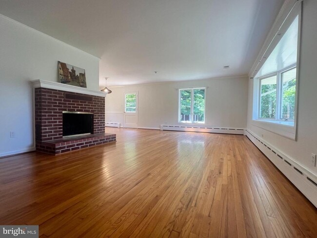 Foto del edificio - 12405 Shafer Ln