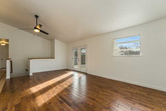 Foto del edificio - 4400 Sunridge Dr