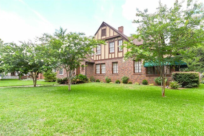 Foto del edificio - 1451 Watson St