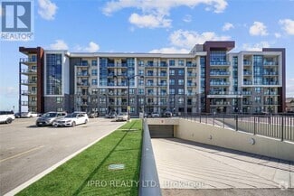 Building Photo - 101-101 Shoreview Pl