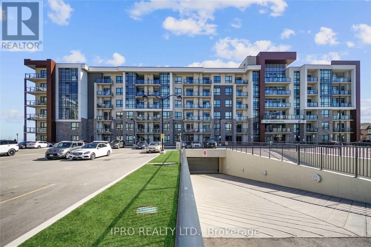 Photo principale - 101-101 Shoreview Pl