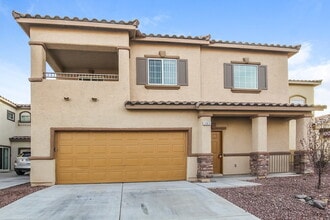 Building Photo - 3545 Terraza Mar Ave