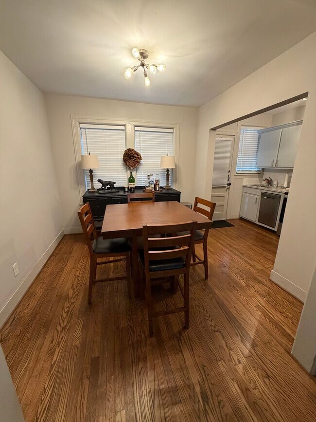 Foto del edificio - 1 Bedroom Condo Available Steps From Downtown Tuscaloosa!