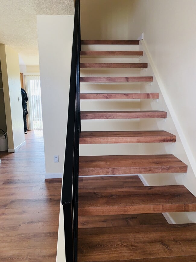 Foto del edificio - 110 Buena Vista Pl