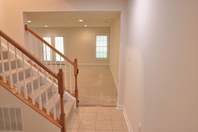 Vestíbulo 1 - 18 Sharpstead Ln