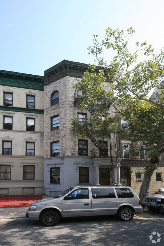 Building Photo - 707 Sterling Pl