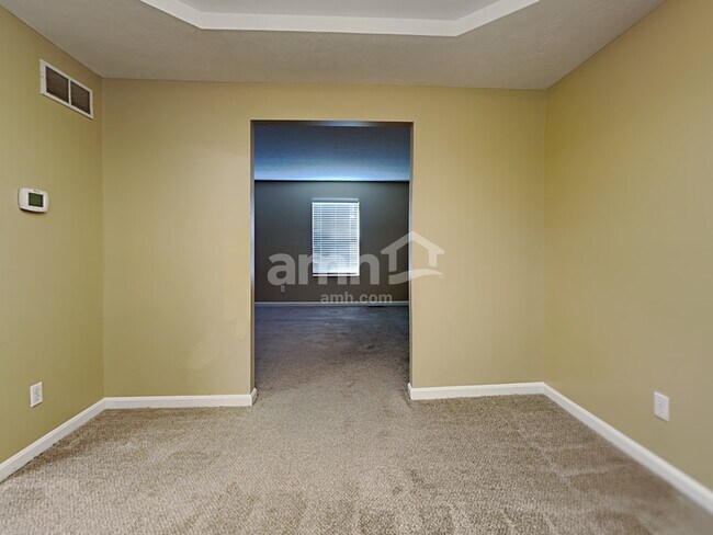 Building Photo - 618 Fox Chase Way