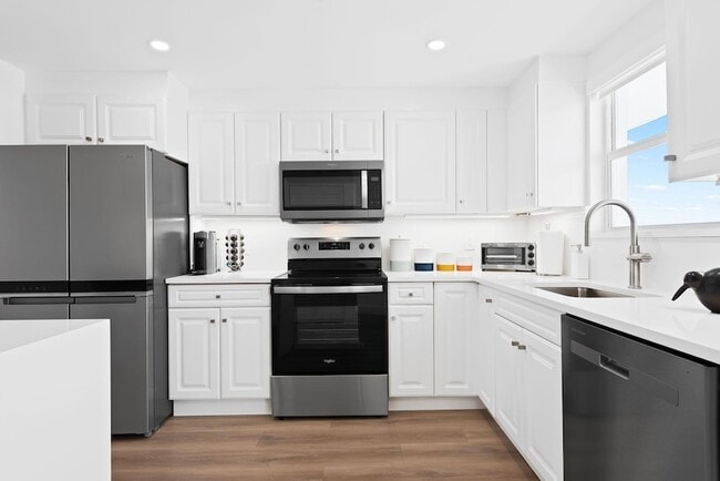 Photo - 3114 S Ocean Blvd Apartment