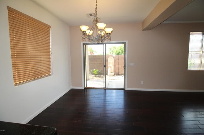 Building Photo - 3808 E Flower Ct