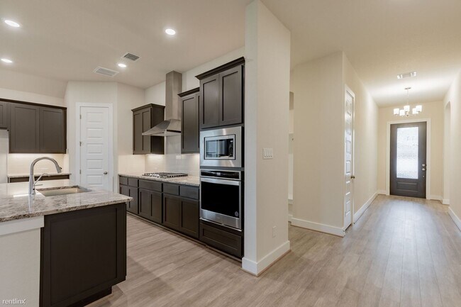 Foto del edificio - 3 br, 2.5 bath House - 3804 Sandhill Crane Dr