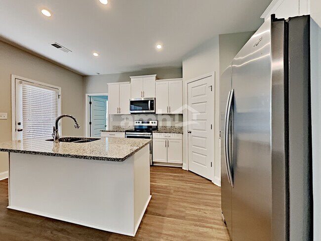 Foto del edificio - 5035 Mountain Springs Rd