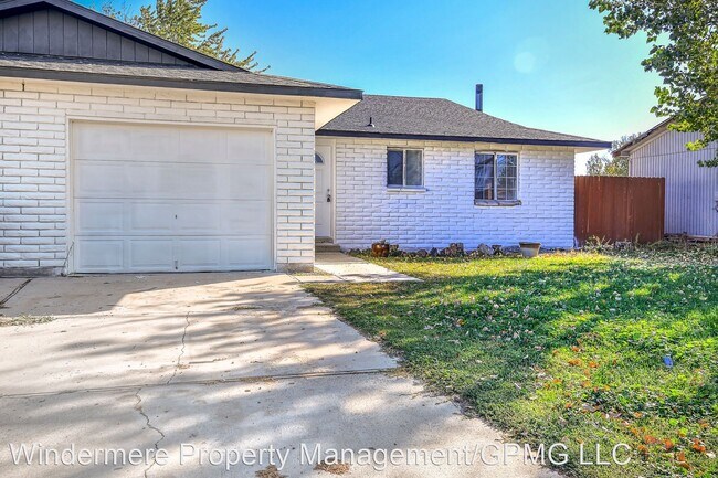 Building Photo - 3 br, 1 bath House - 3822 S. Upland Ave