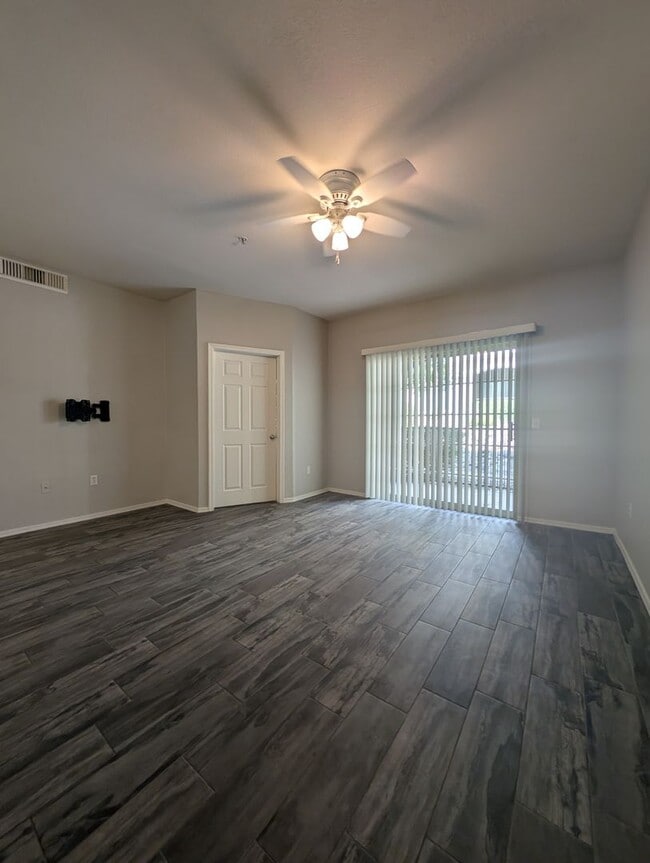 Building Photo - Boulders at La Reserve Condominiums in Oro...