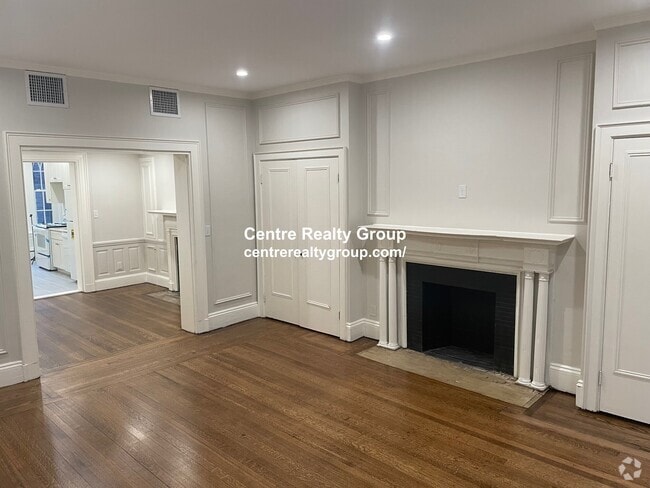 Building Photo - 1712 Beacon St