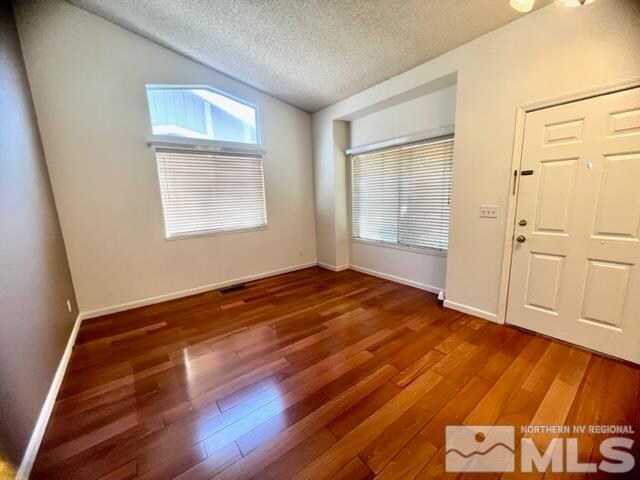 Foto del edificio - 7516 Devonshire Ln