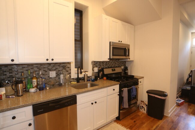 Foto del edificio - 232 W Willow St