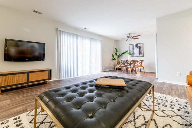 Newly Renovated Interiors - Governor Square Apartments