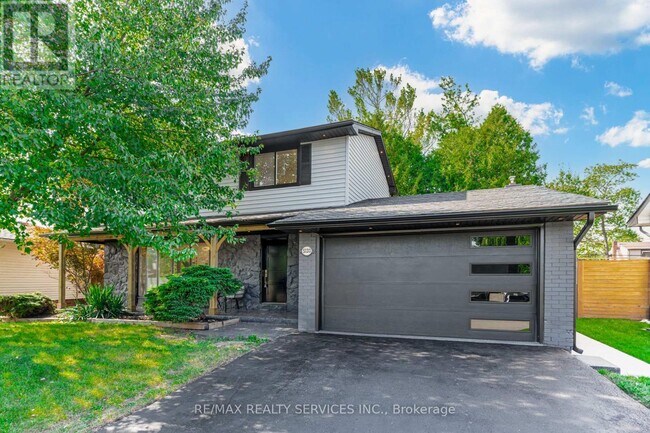 Photo du bâtiment - 5133 Cherryhill Crescent