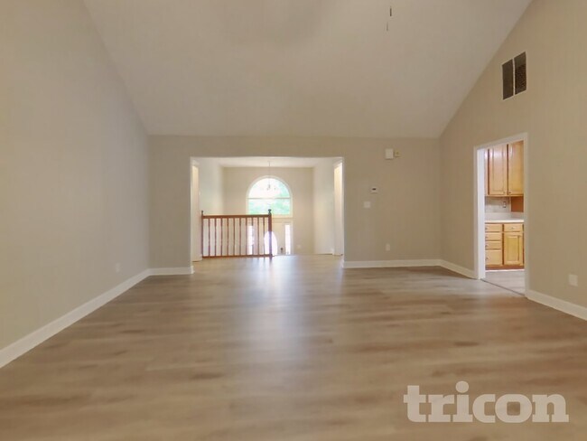 Foto del edificio - 8870 Mae Ct