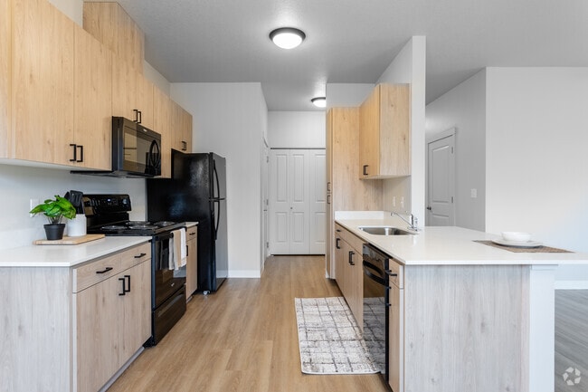 2BR, 2BA - 952 SF - Northplace Apartment Homes