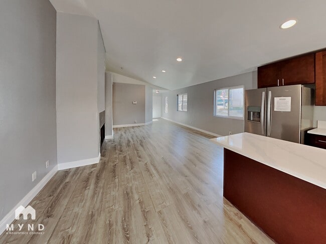 Building Photo - 6381 Medio St