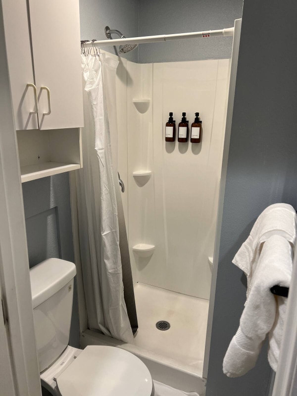 Building Photo - 2504 Bridgeport Way W