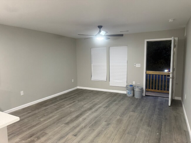 Foto del edificio - 3568 3rd Ave