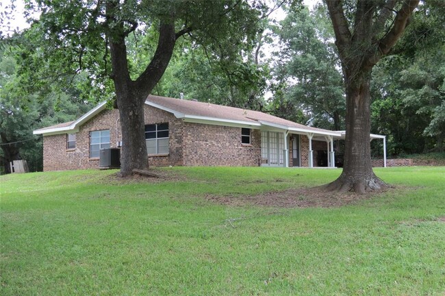 Building Photo - 3120 Montgomery Rd