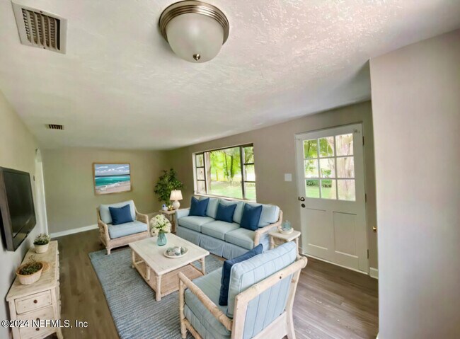 Foto del edificio - 86147 Callaway Dr