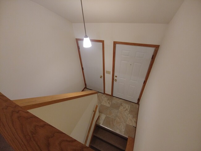 Building Photo - 4512 Tanglewood Dr
